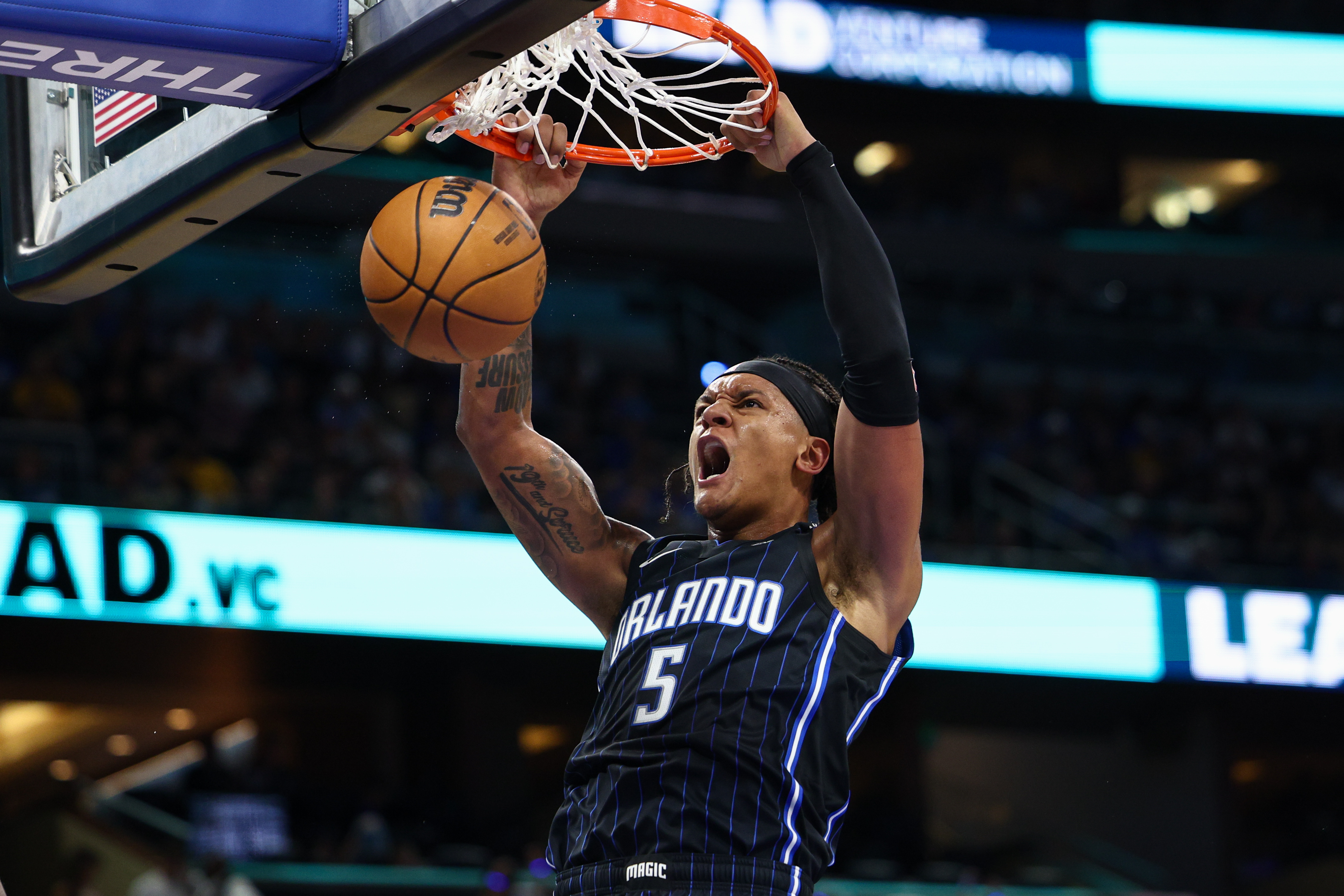 开云-转折点！印第安纳步行者临场应变，NBA常规赛关键时刻攻防权衡，话题不断，轮换策略成焦点的简单介绍-开云